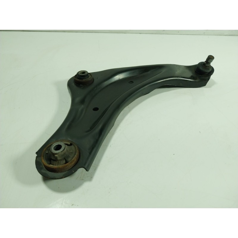 Recambio de brazo suspension inferior delantero derecho para nissan pulsar hatchback (c13) 1.2 dig-t referencia OEM IAM   