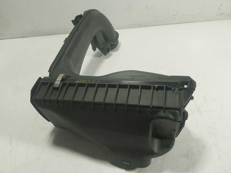 Recambio de filtro aire para bmw 6 gran coupe (f06) 640 d referencia OEM IAM  70570576 