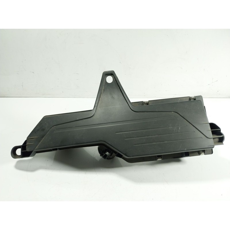 Recambio de filtro aire para bmw 1 (f20) 116 d referencia OEM IAM  8578649 