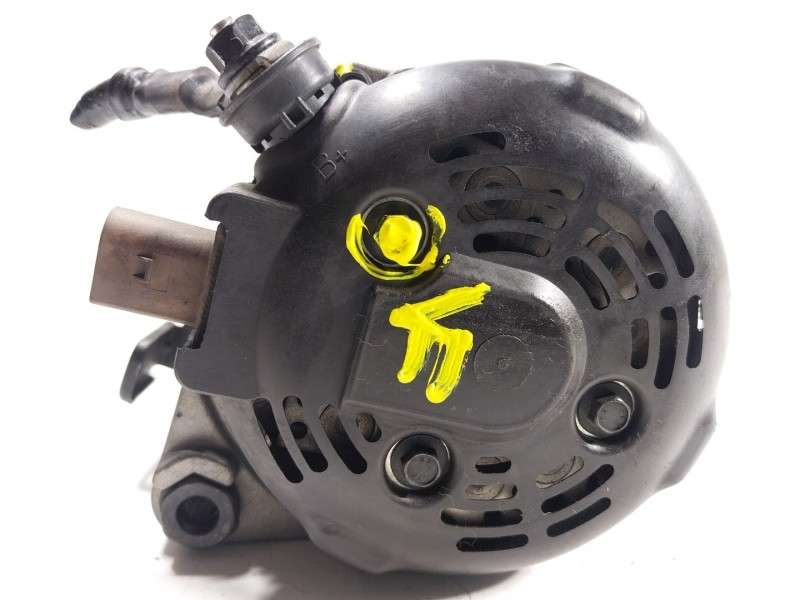 Recambio de alternador para hyundai i30 (gd) 1.4 crdi referencia OEM IAM  373002A750 