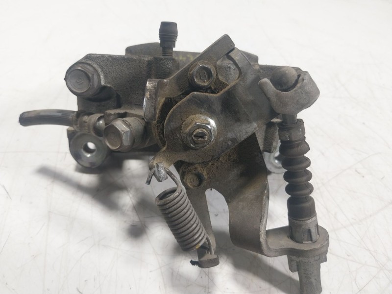 Recambio de pinza freno trasera derecha para mitsubishi asx (ga_w_) 1.6 mivec (ga1w) referencia OEM IAM 4605B650  
