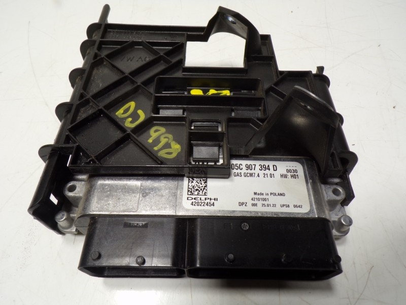 Recambio de centralita motor uce para seat ibiza (kj1) fr referencia OEM IAM 05C906032L6F0 05C907394D 