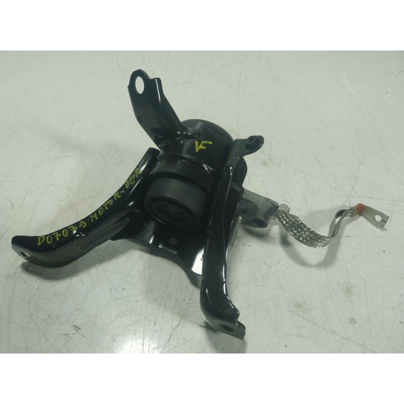 Recambio de soporte motor derecho para toyota corolla fastback (_e21_) 1.8 hybrid (zwe211) referencia OEM IAM 123050T420  