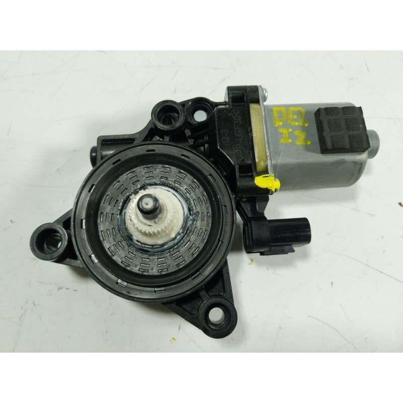 Recambio de motor elevalunas delantero izquierdo para kia sportage iv (ql, qle) 1.7 crdi referencia OEM IAM  82450F1000 