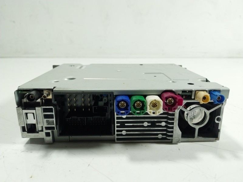 Recambio de sistema audio / radio cd para bmw 1 (f20) 116 d referencia OEM IAM  6822591 
