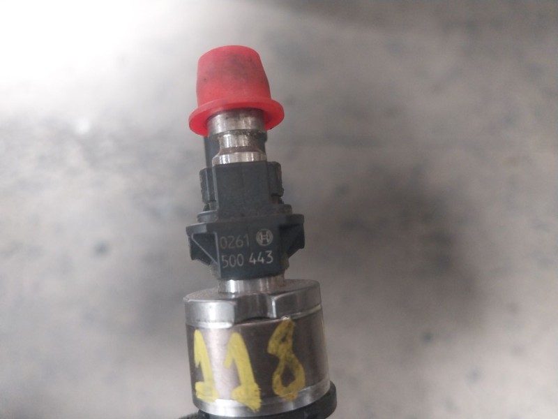 Recambio de inyector para volkswagen t-roc (a11, d11) 1.0 tsi referencia OEM IAM  0261500443 