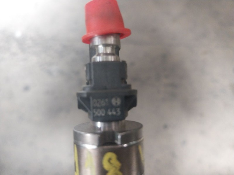 Recambio de inyector para volkswagen t-roc (a11, d11) 1.0 tsi referencia OEM IAM  0261500443 