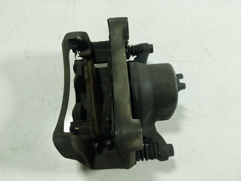 Recambio de pinza freno delantera izquierda para nissan juke (f15) 1.2 dig-t referencia OEM IAM   