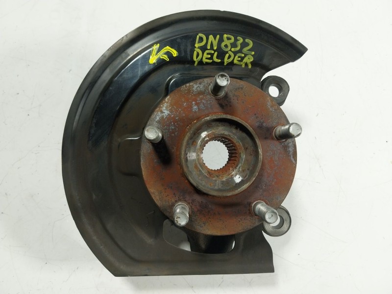 Recambio de mangueta delantera derecha para nissan juke (f15) 1.2 dig-t referencia OEM IAM   