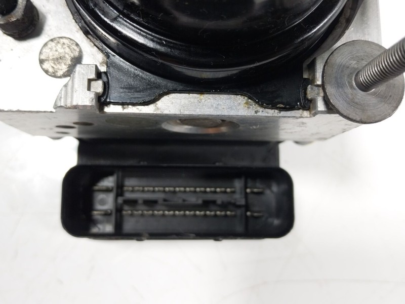 Recambio de abs para toyota yaris 1.0 cat referencia OEM IAM  445400D020 