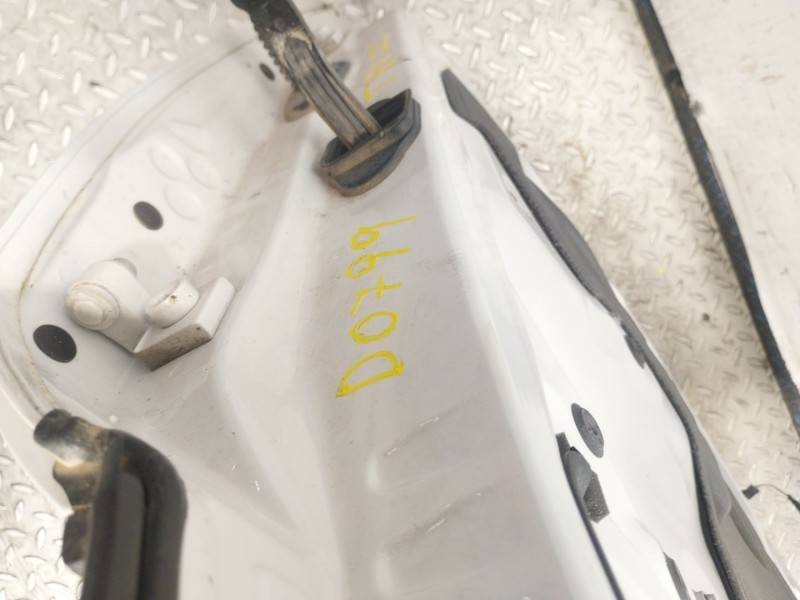 Recambio de puerta trasera izquierda para bmw 1 (f20) 116 d referencia OEM IAM   