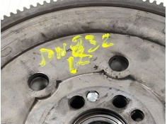 Recambio de volante motor para nissan juke (f15) 1.2 dig-t referencia OEM IAM  123104345R  2