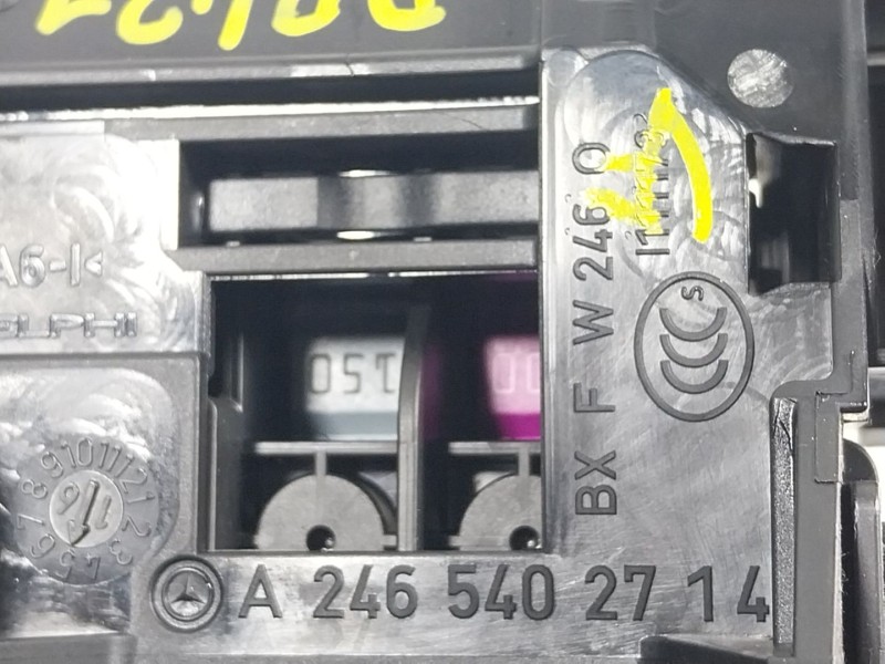 Recambio de caja reles / fusibles para mercedes-benz cla shooting brake (x117) cla 220 cdi / d (117.903) referencia OEM IAM  A24