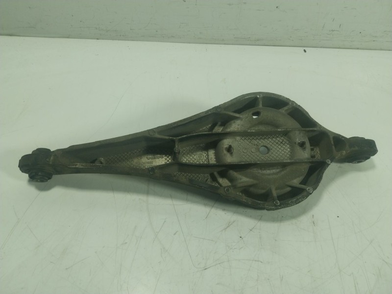 Recambio de brazo suspension inferior trasero izquierdo para volvo v60 i (155) d3 referencia OEM IAM   