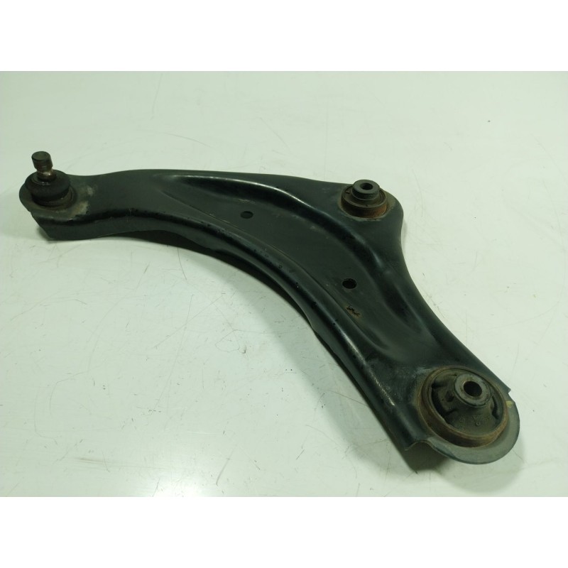 Recambio de brazo suspension inferior delantero izquierdo para nissan juke (f15) 1.2 dig-t referencia OEM IAM   