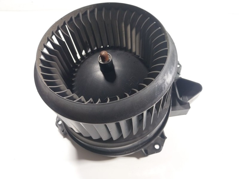 Recambio de motor calefaccion para mercedes-benz cla shooting brake (x117) cla 220 cdi / d (117.903) referencia OEM IAM  A246906