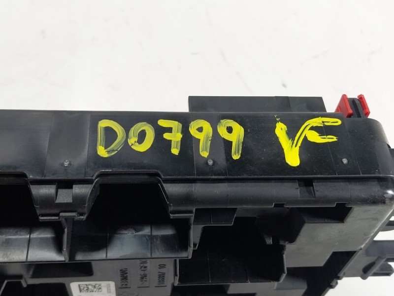 Recambio de caja reles / fusibles para bmw 1 (f20) 116 d referencia OEM IAM 61149259466 926111103 