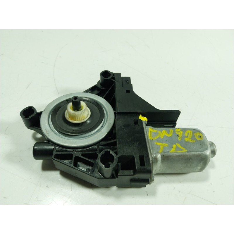 Recambio de motor elevalunas trasero derecho para volvo v60 i (155) d3 referencia OEM IAM  966265102 