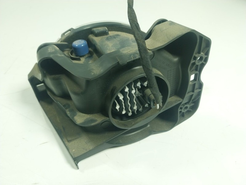 Recambio de faro antiniebla derecho para cupra leon sportstourer (kl8) 1.4tsi phev referencia OEM IAM  5FJ941702HSR 