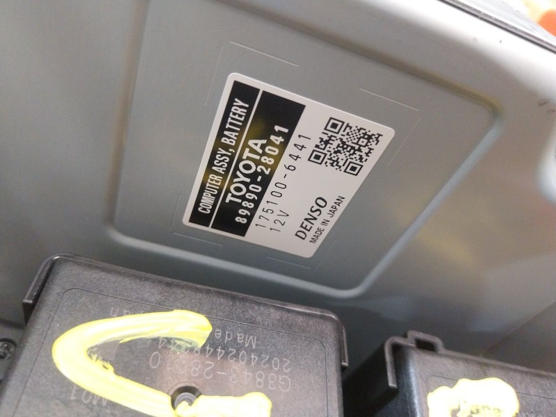 Recambio de bateria para toyota c-hr (_x1_) 1.8 hybrid (zyx10_, zyx11_) referencia OEM IAM  G928012030 