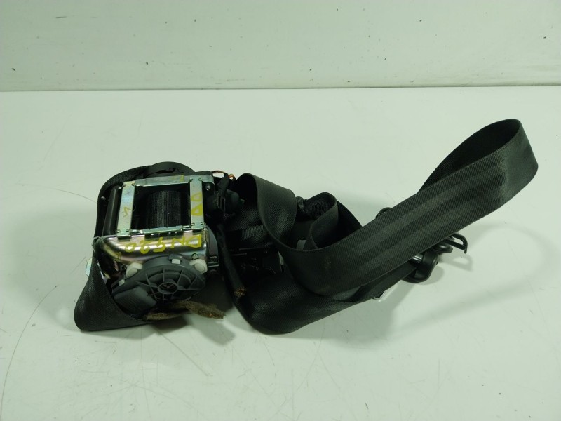 Recambio de cinturon seguridad delantero derecho para volvo v60 i (155) d3 referencia OEM IAM  3981843 