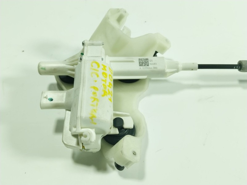 Recambio de motor c/c porton para mercedes-benz cla shooting brake (x117) cla 220 cdi / d (117.903) referencia OEM IAM  A1179064