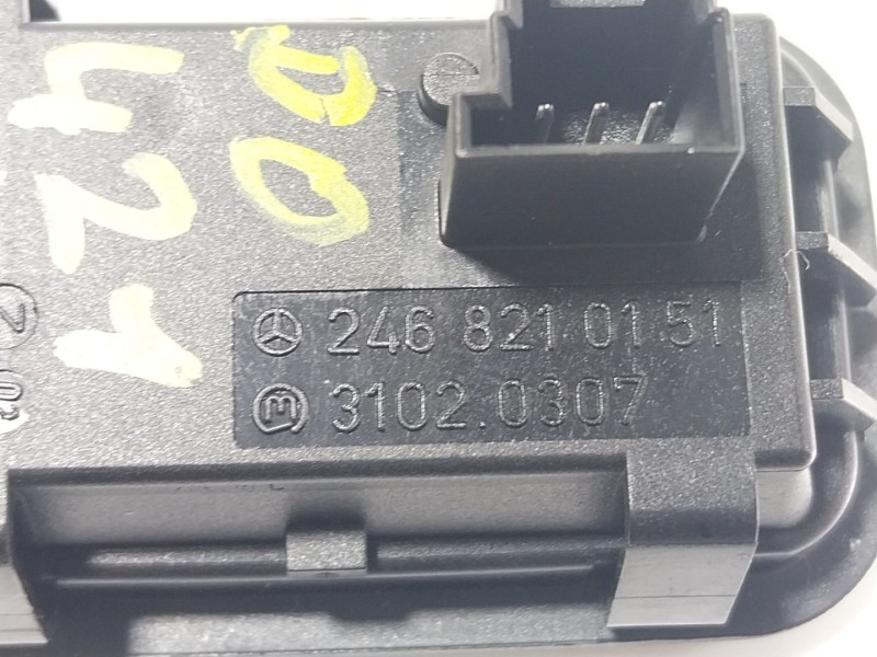 Recambio de pulsador maletero / porton para mercedes-benz cla shooting brake (x117) cla 220 cdi / d (117.903) referencia OEM IAM