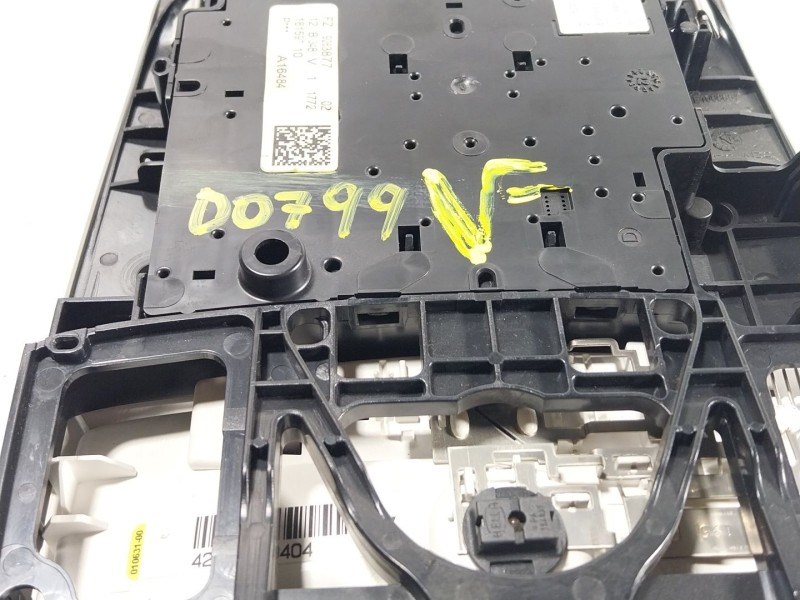 Recambio de piloto interior para bmw 1 (f20) 116 d referencia OEM IAM 61319263877 9263877 