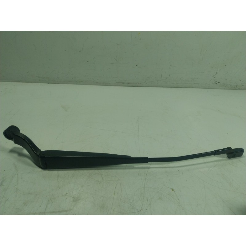 Recambio de brazo limpia delantero izquierdo para toyota c-hr (_x1_) 1.8 hybrid (zyx10_, zyx11_) referencia OEM IAM   