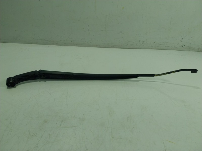 Recambio de brazo limpia delantero derecho para toyota yaris cross (mxp_) 1.5 hybrid (mxpj10) referencia OEM IAM   