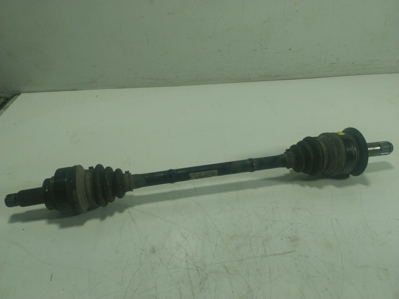 Recambio de transmision trasera izquierda para bmw 1 (f20) 116 d referencia OEM IAM 33207624205 7624205AI02 