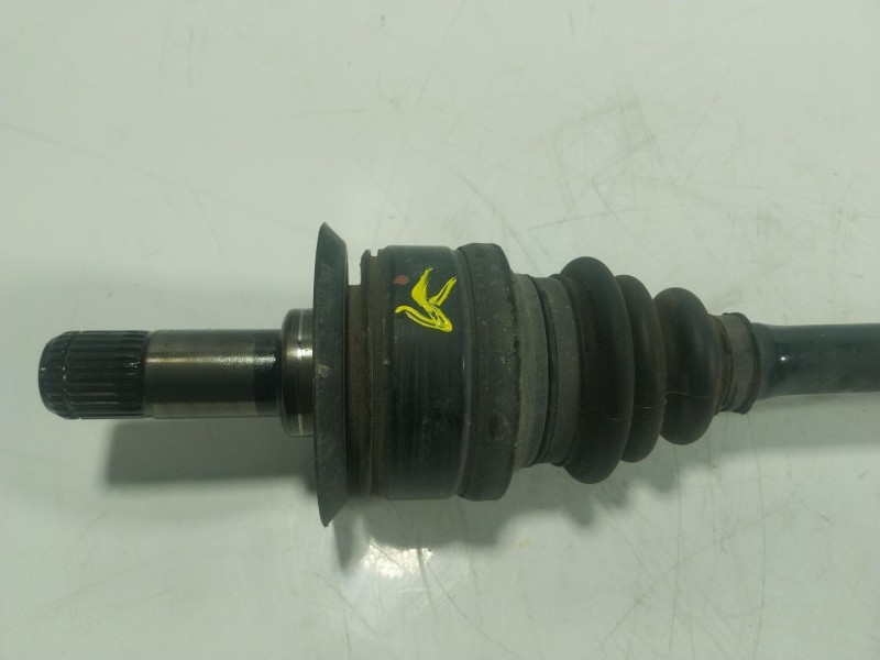 Recambio de transmision trasera derecha para bmw 1 (f20) 116 d referencia OEM IAM 33207624206 7624206AI02 