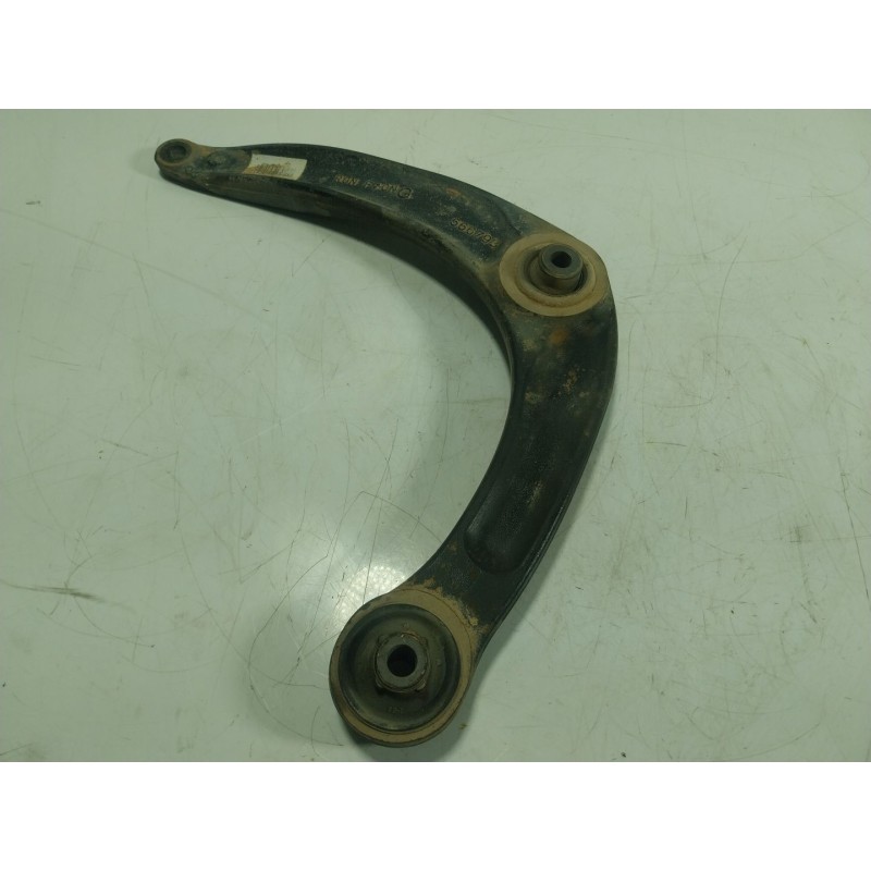 Recambio de brazo suspension inferior delantero izquierdo para peugeot partner tepee 1.6 hdi 90 referencia OEM IAM   