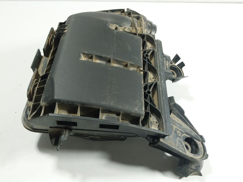 Recambio de filtro aire para peugeot partner tepee 1.6 hdi 90 referencia OEM IAM  9673061080 