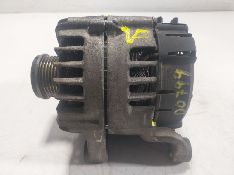 Recambio de alternador para bmw 1 (f20) 116 d referencia OEM IAM 12318578608 7823343 