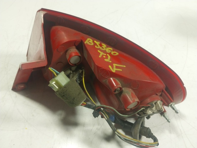 Recambio de piloto trasero izquierdo para chevrolet lacetti cdx referencia OEM IAM   