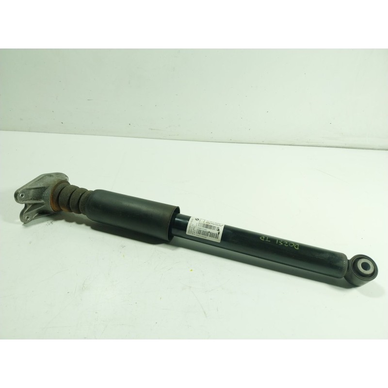 Recambio de amortiguador trasero derecho para bmw 1 (f40) 118 d referencia OEM IAM  687707602 