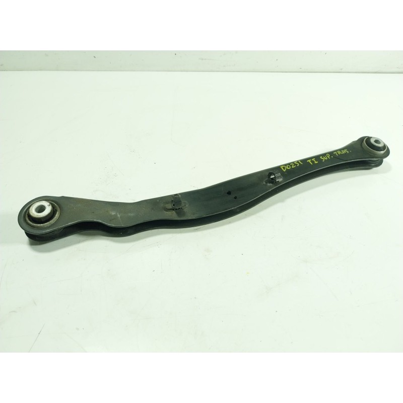 Recambio de brazo suspension superior trasero izquierdo para bmw 1 (f40) 118 d referencia OEM IAM  688469305 