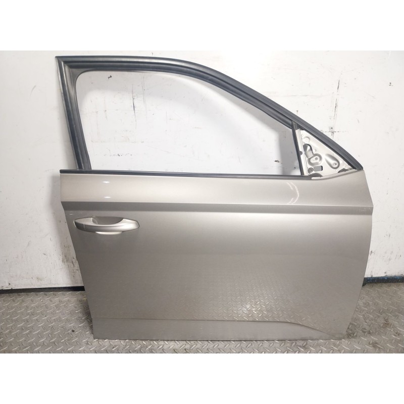 Recambio de puerta delantera derecha para skoda fabia iii (nj3) 1.0 referencia OEM IAM   