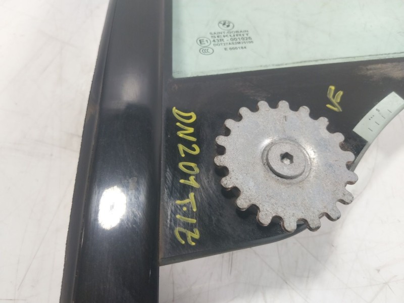 Recambio de cristal custodia trasero izquierdo para bmw 6 gran coupe (f06) 640 d referencia OEM IAM 51357275379  