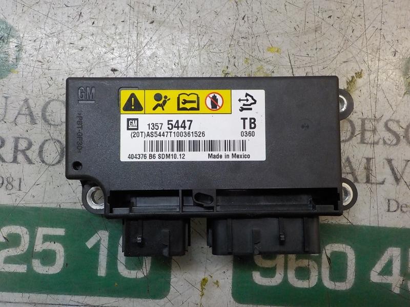 Recambio de centralita airbag para opel insignia berlina 2.0 16v cdti referencia OEM IAM 13575447  