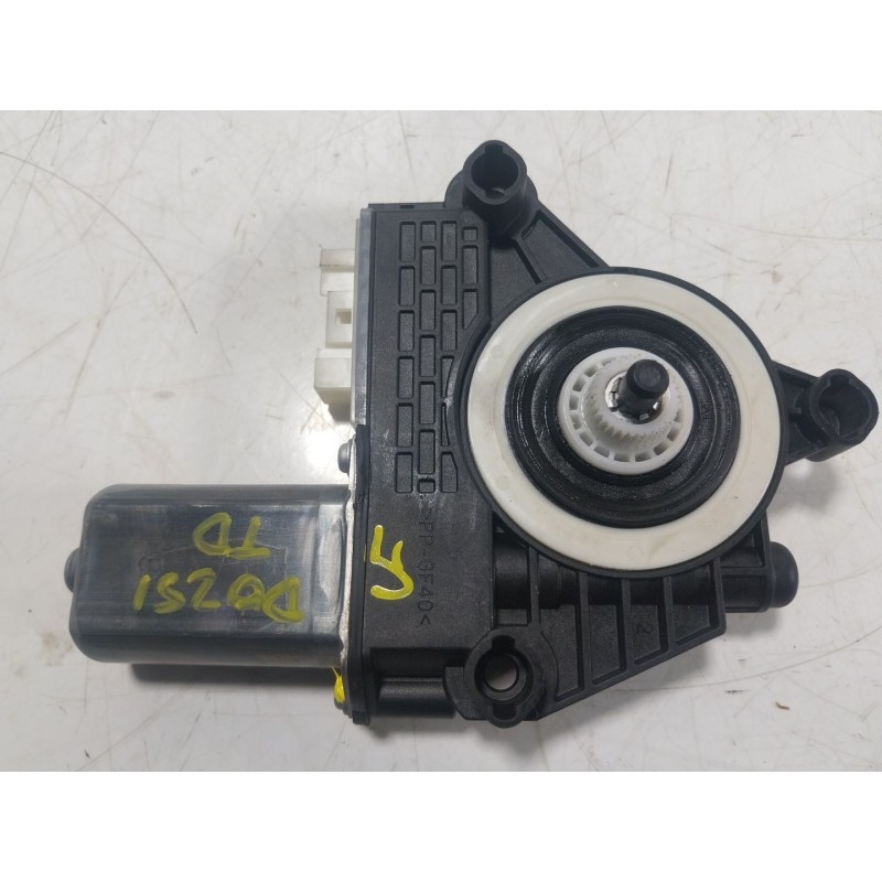 Recambio de motor elevalunas trasero derecho para bmw 1 (f40) 118 d referencia OEM IAM 61355A02D64 19031060025 