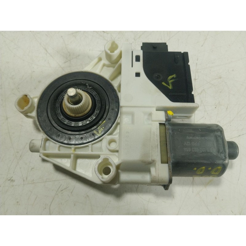 Recambio de motor elevalunas delantero derecho para jeep renegade suv (bu, b1, bv) 1.6 crd referencia OEM IAM  C37723103 