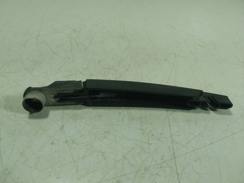 Recambio de brazo limpia trasero para jeep renegade suv (bu, b1, bv) 1.6 crd referencia OEM IAM   