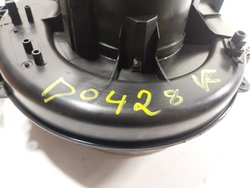 Recambio de motor calefaccion para skoda fabia iii (nj3) 1.0 referencia OEM IAM  6R1819015 