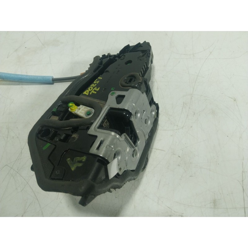 Recambio de cerradura puerta trasera izquierda para bmw 1 (f40) 118 d referencia OEM IAM 51227956143 795614305 