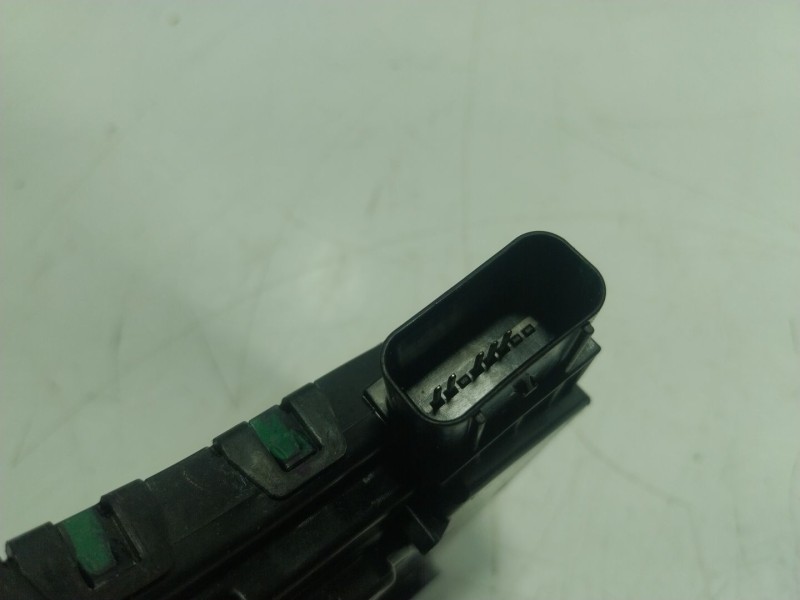 Recambio de cerradura puerta trasera izquierda para hyundai tucson (nx4e, nx4a) 1.6 t-gdi referencia OEM IAM  81410N7000 