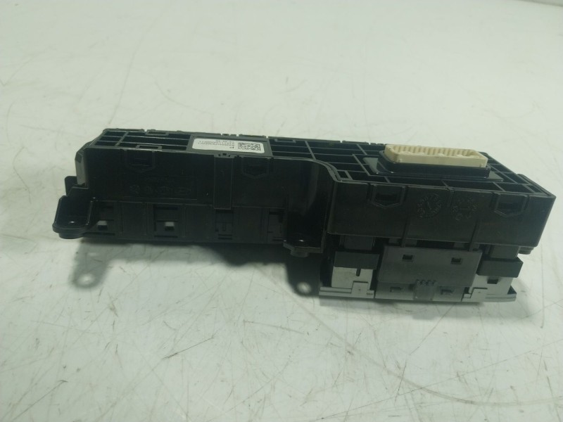 Recambio de mando multifuncion para hyundai tucson (nx4e, nx4a) 1.6 t-gdi referencia OEM IAM  93350N7830NV1 