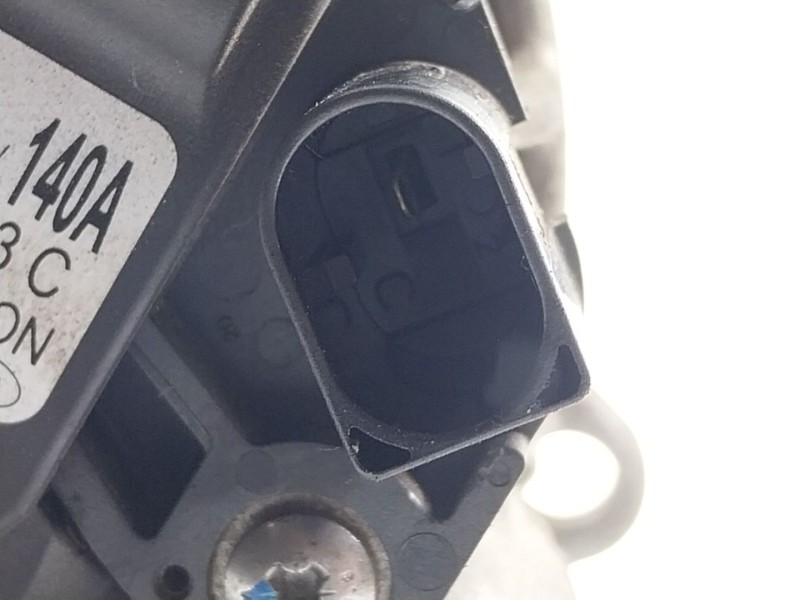 Recambio de alternador para skoda fabia iii (nj3) 1.0 referencia OEM IAM  04C903023C 