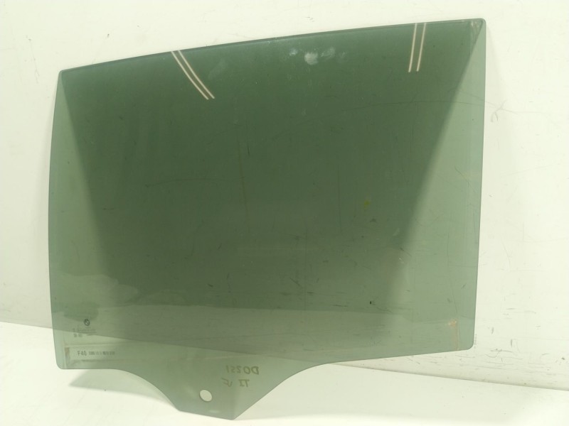 Recambio de cristal puerta trasero izquierdo para bmw 1 (f40) 118 d referencia OEM IAM 51357469091  